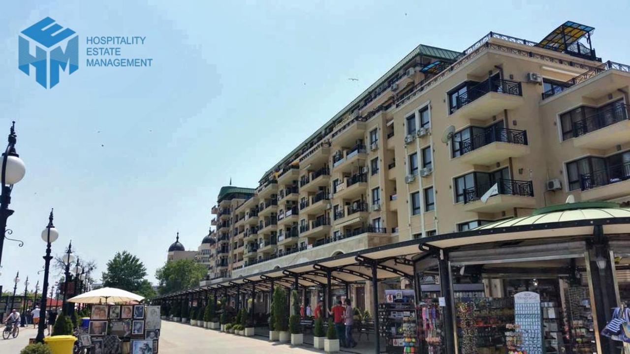 Golden Sands Rentals Apartments エクステリア 写真