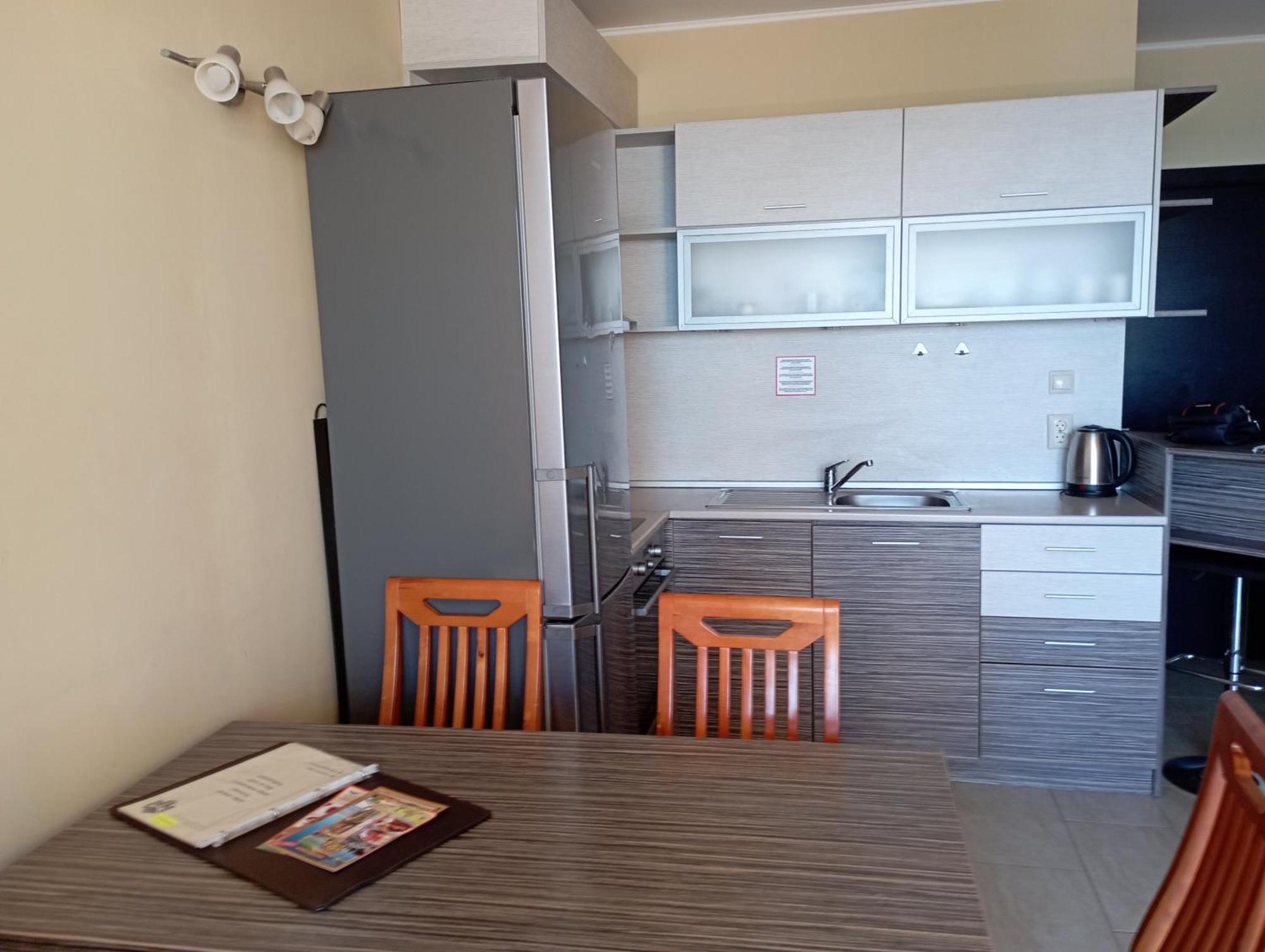 Golden Sands Rentals Apartments エクステリア 写真