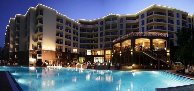 Golden Sands Rentals Apartments エクステリア 写真